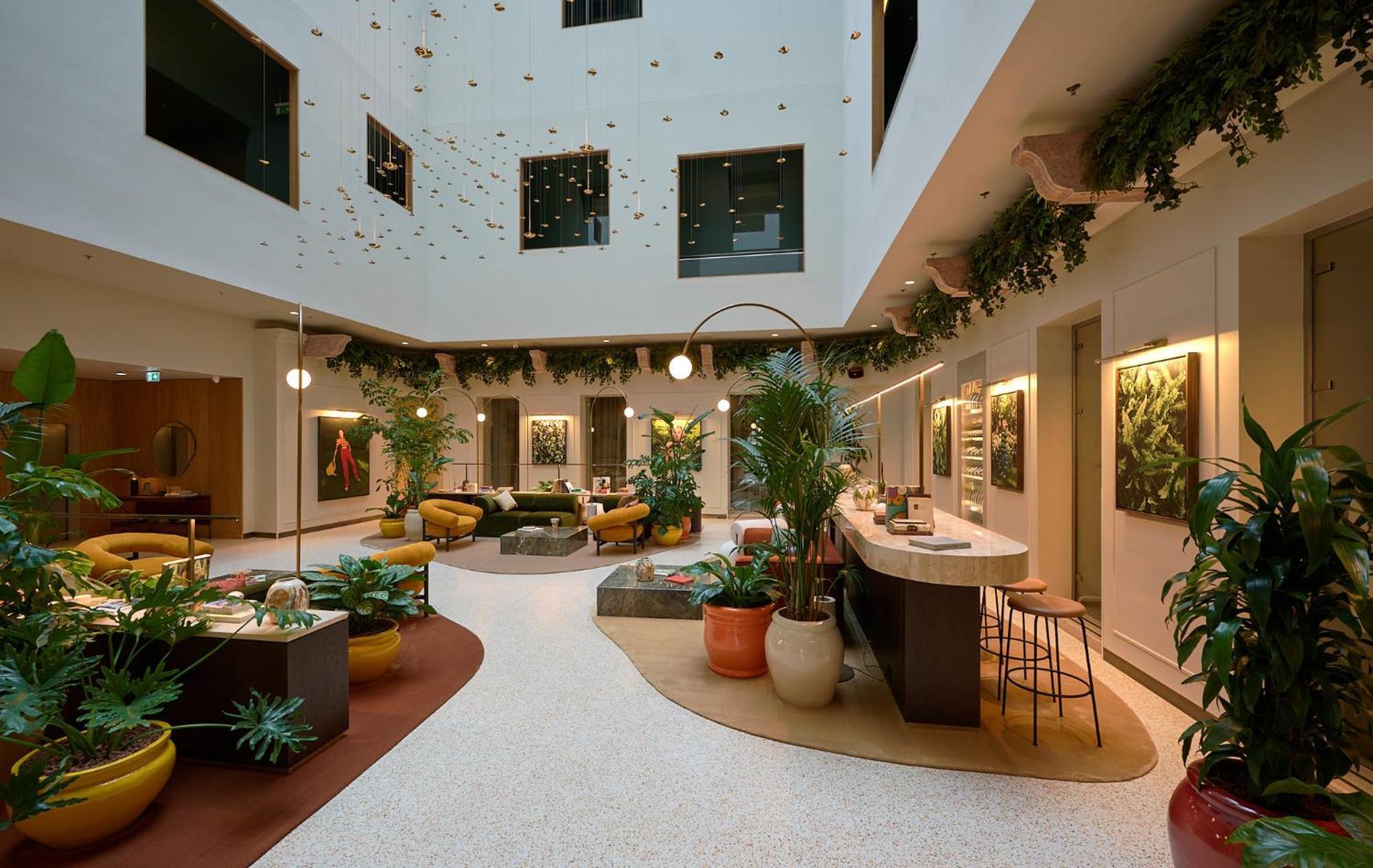 Verno House Budapest, Vignette Collection By Ihg Eksteriør bilde The lobby of the hotel